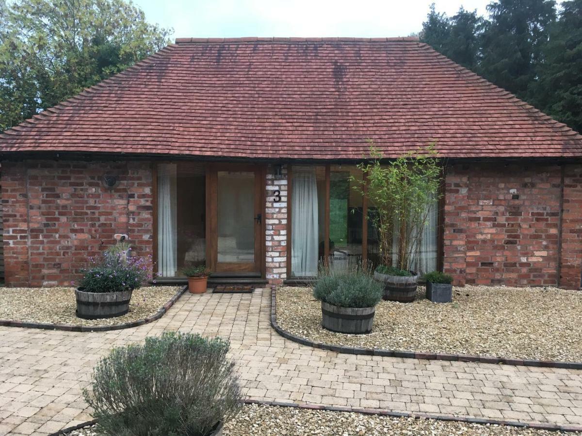 Hidden Cottages Two Lovely 1 Bed Cottages In Peaceful Surroundings, 1 With Log Burner Henley-in-Arden Eksteriør billede